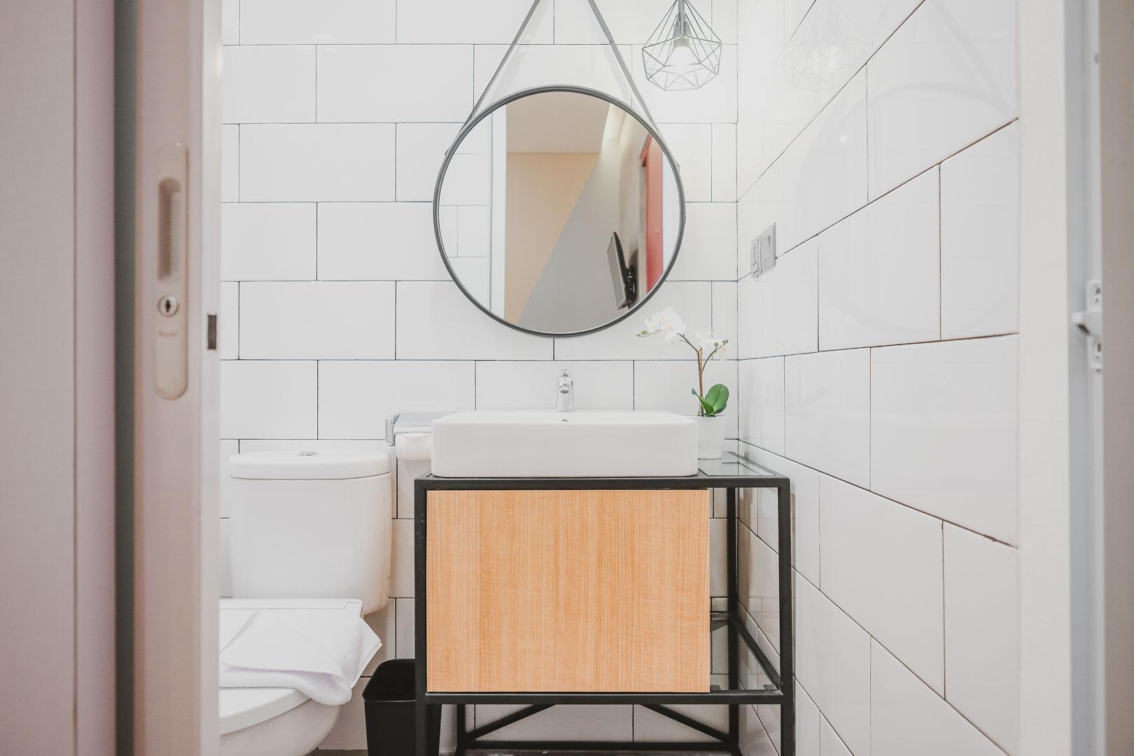 Reddoorz Plus @ Thamrin Джакарта Екстер'єр фото